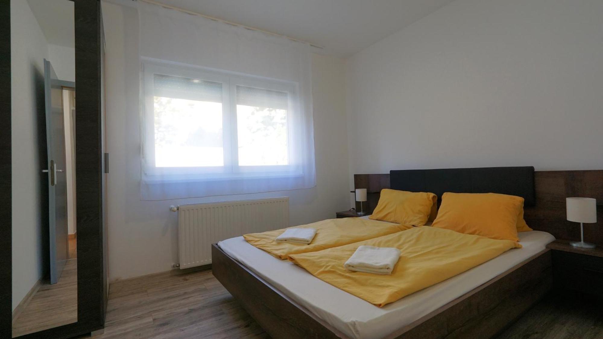 Yellow Sun Apartman Siófok Exterior foto